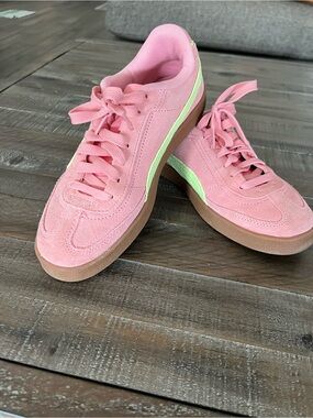 Puma Pink Suede Low-Top Sneakers with Light Green Stripe